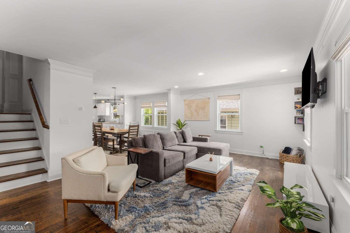 Woodland Hills - Residential