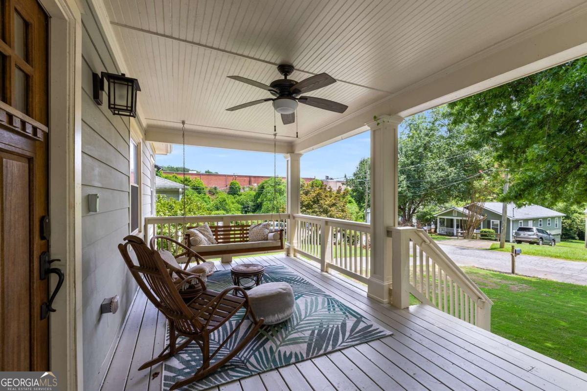 Woodland Hills - Residential