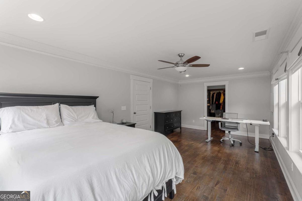 Woodland Hills - Residential