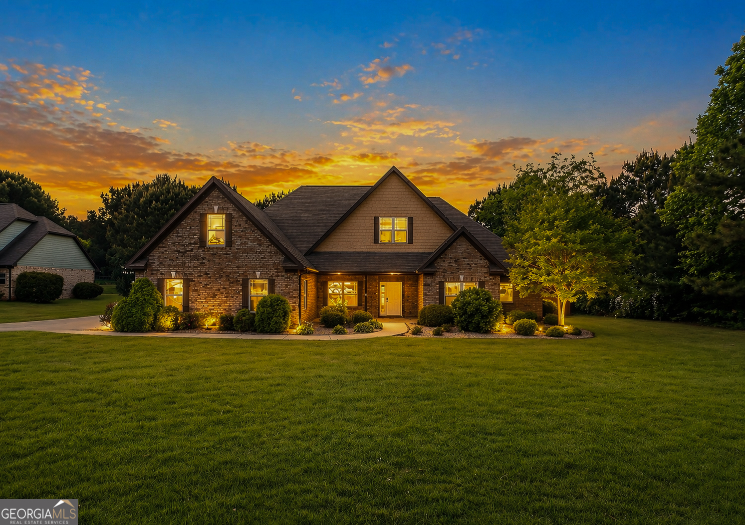 103 Huntington WAY