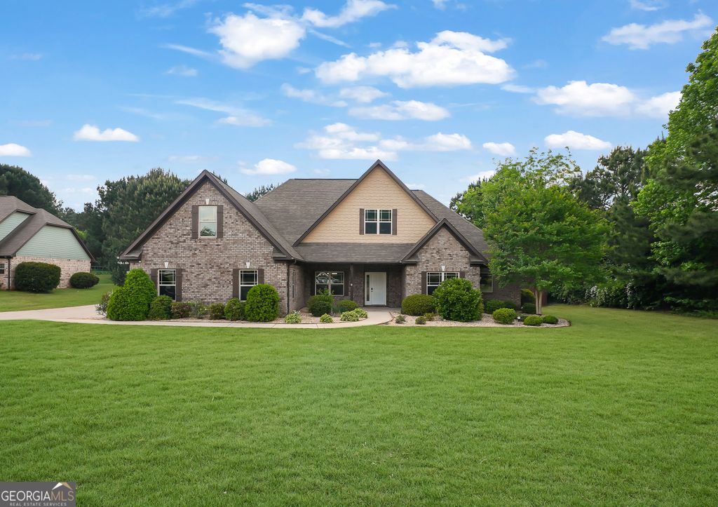 Photo of 103 Huntington Way, Williamson, GA 30292 (MLS # 10779985)