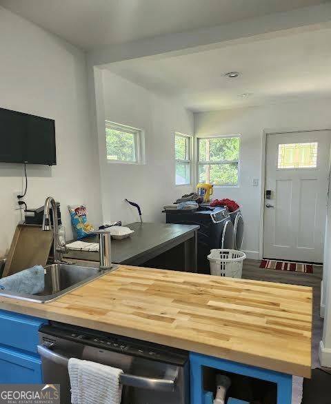 1222 McPherson AVE SE