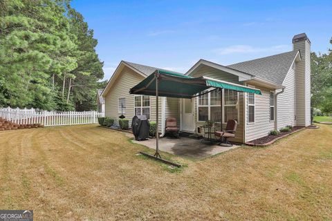 A home in Newnan