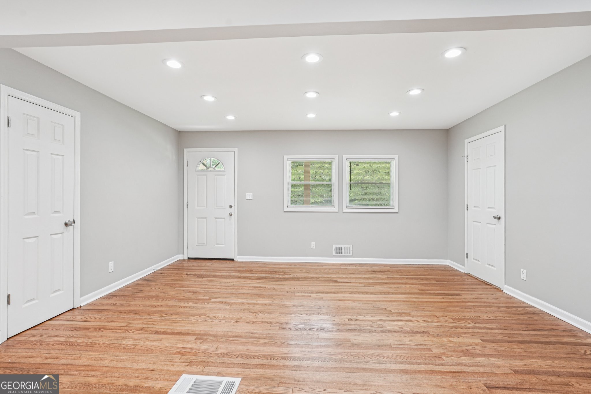 2450 Elkhorn DR