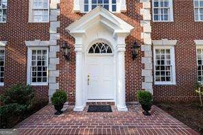 Photo of 1696 West Wesley Rd NW, Atlanta, GA 30327 (MLS # 10844185)