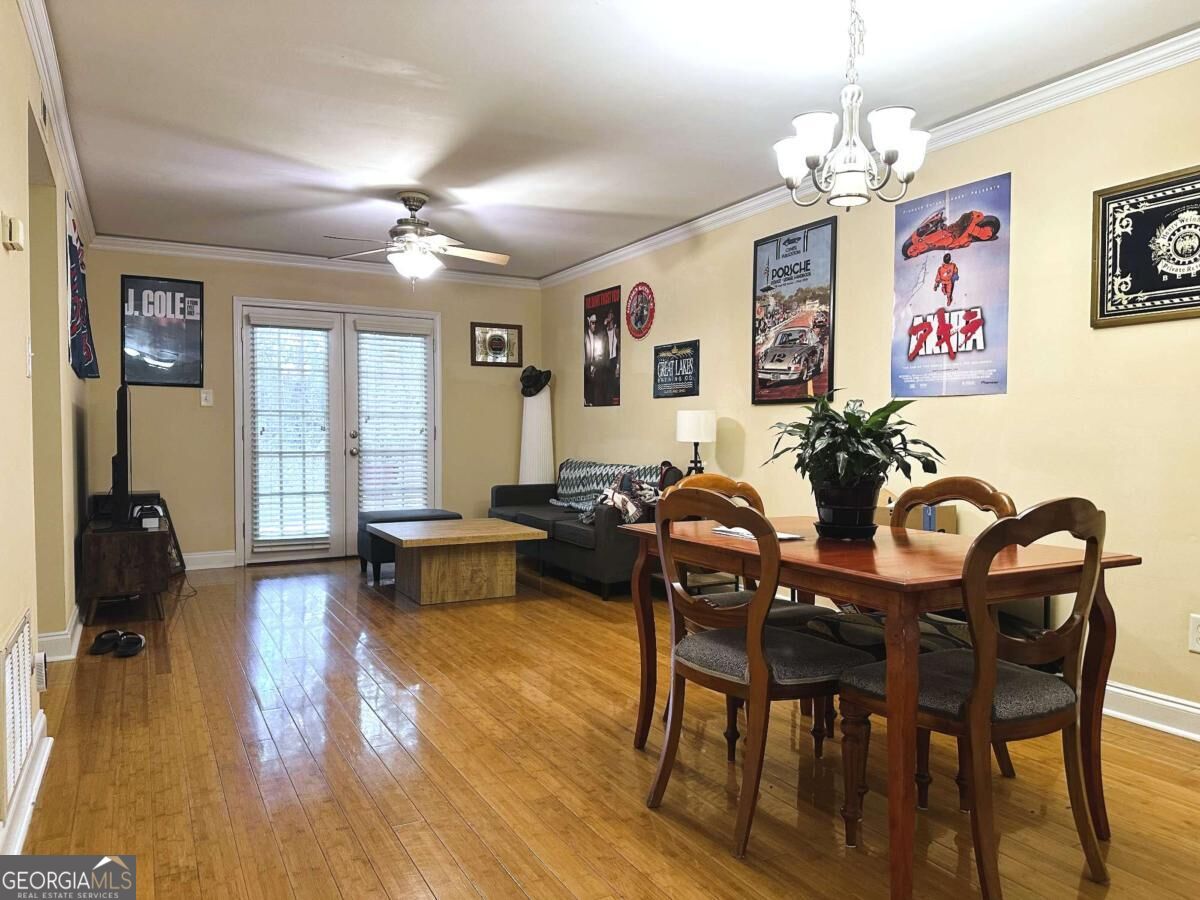 1055 Baxter ST 102