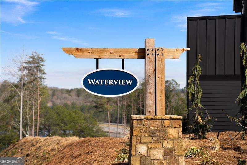 109 Waterview CT