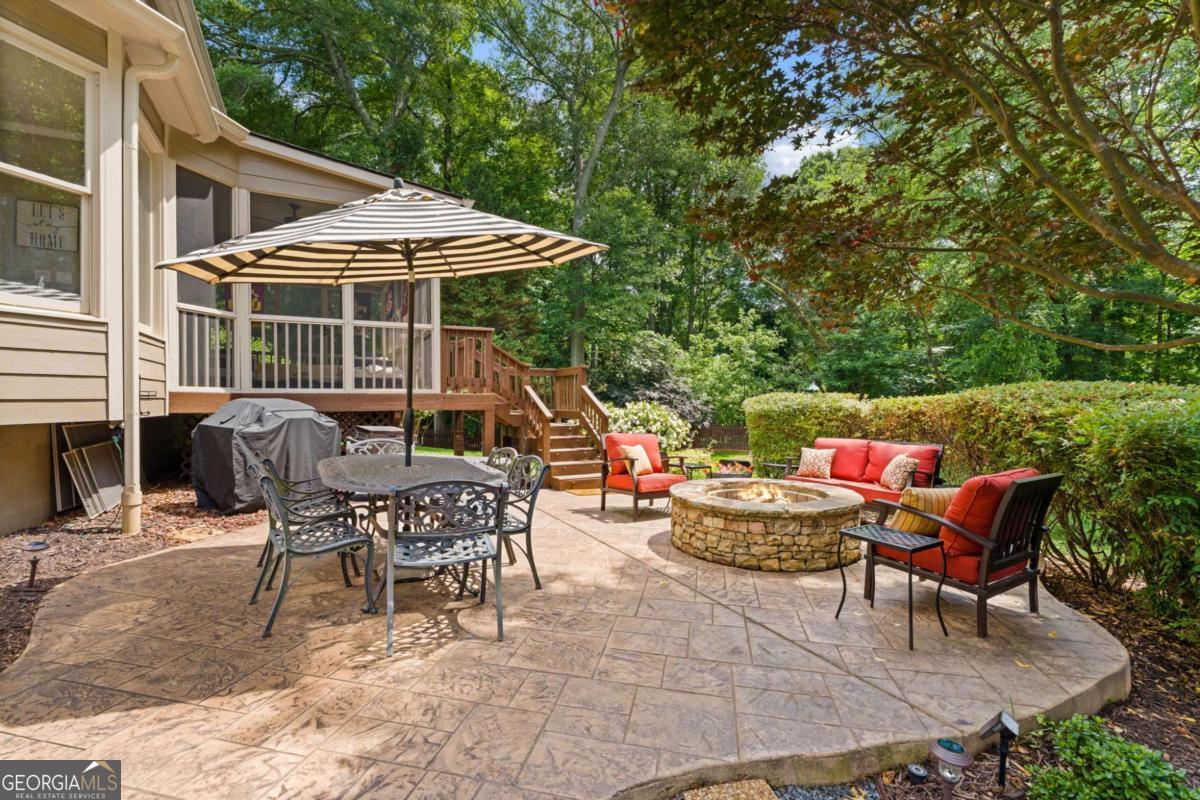 236 Rivergate DR