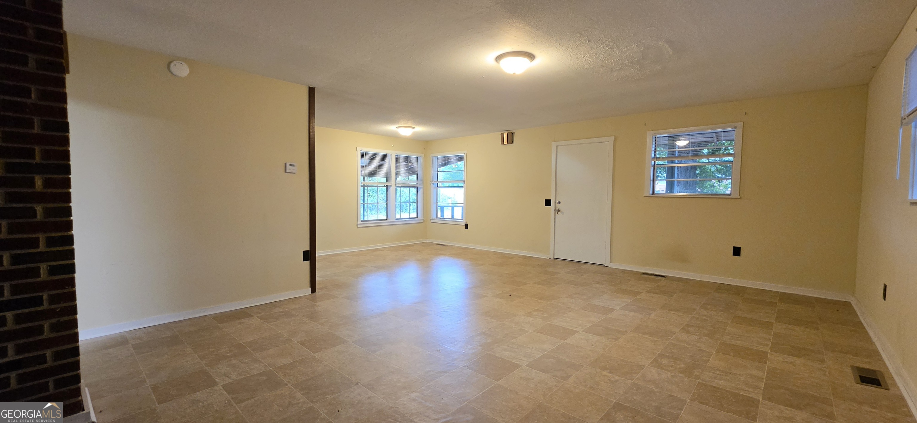 2601 Anderson HWY