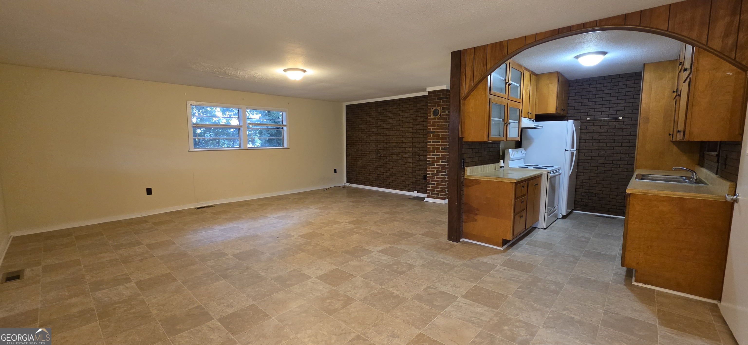 2601 Anderson HWY