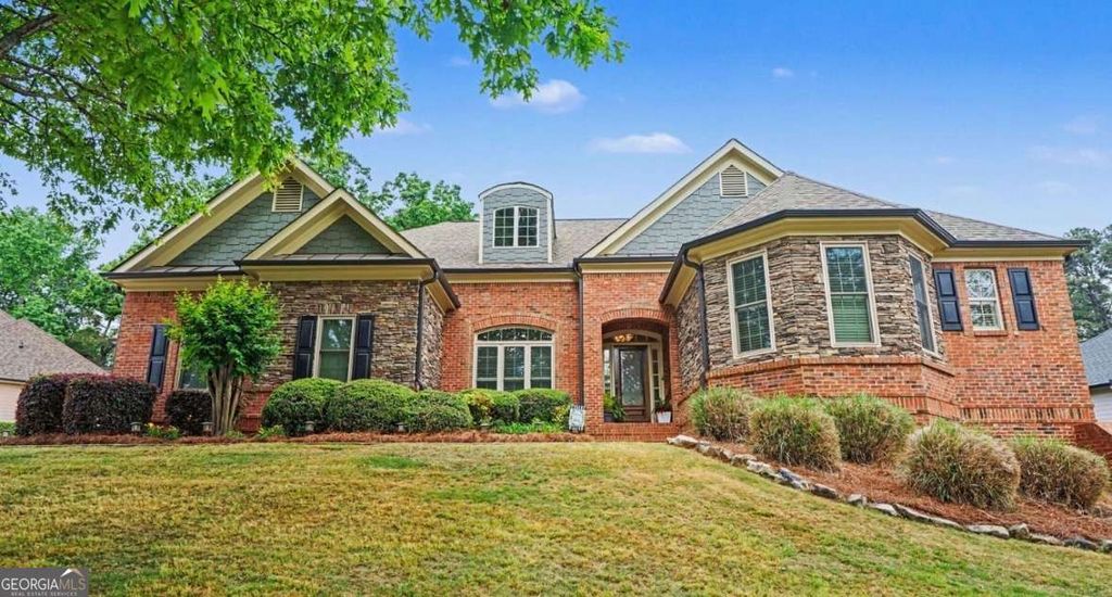 Photo of 5028 Stefan Ridge Way, Buford, GA 30519 (MLS # 10741958)