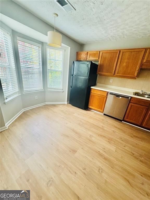 146 Willow Stream CT