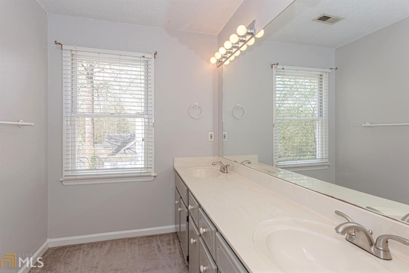 Williams Towne - Residential