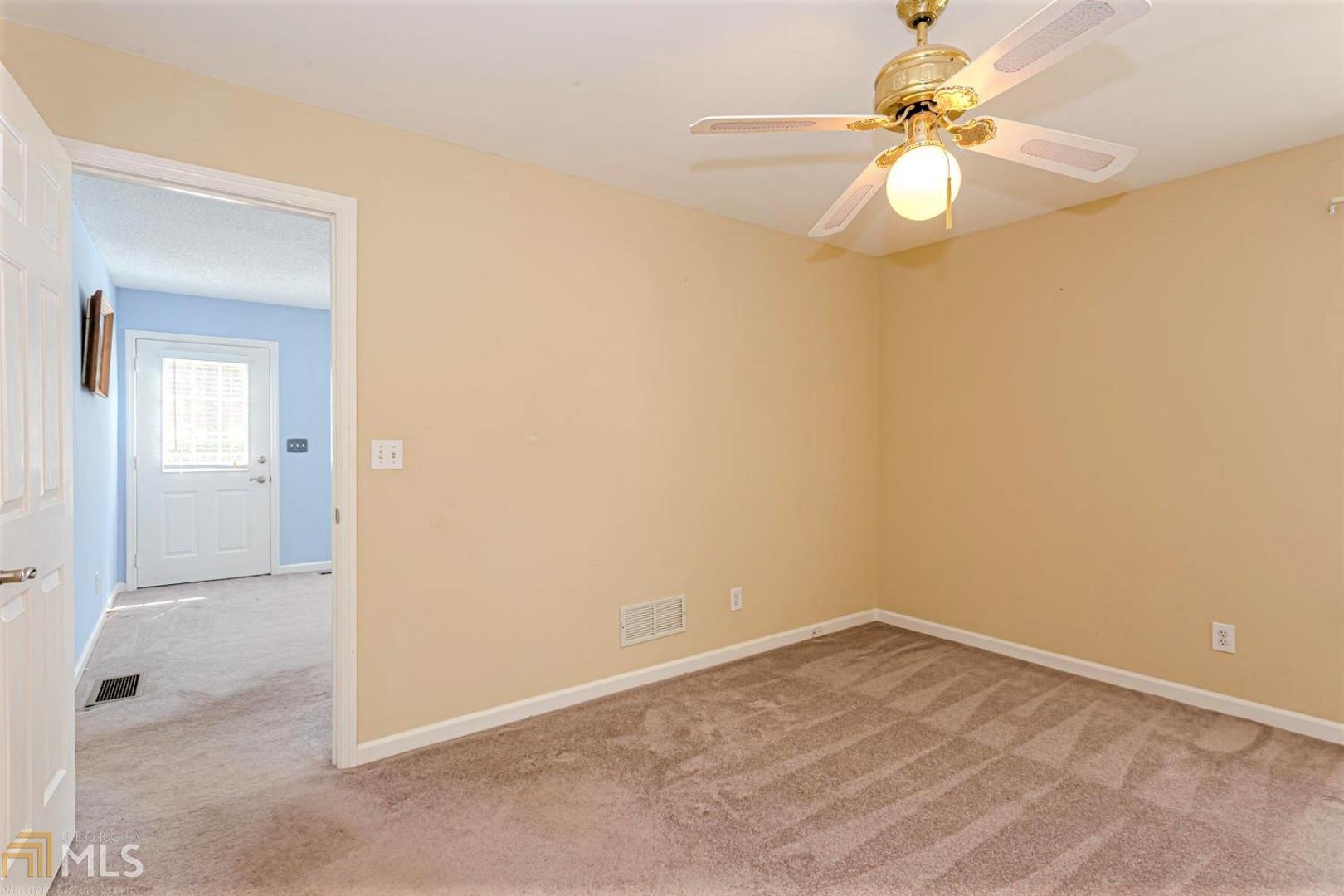 Williams Towne - Residential
