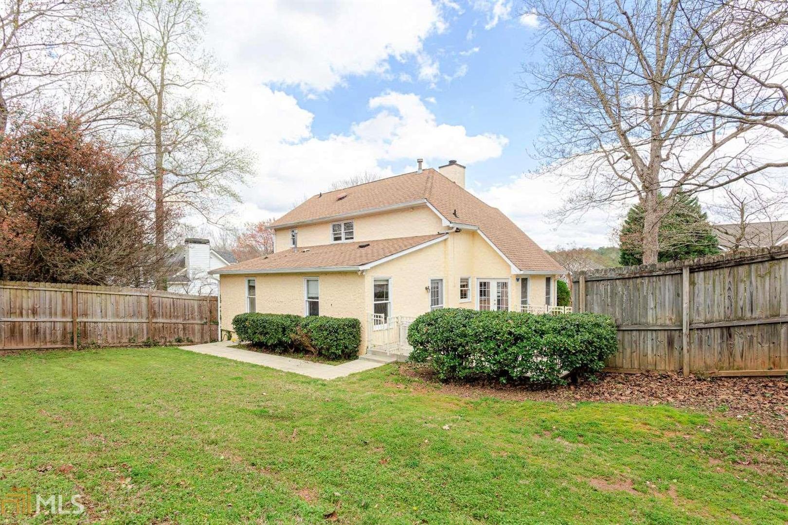 Williams Towne - Residential