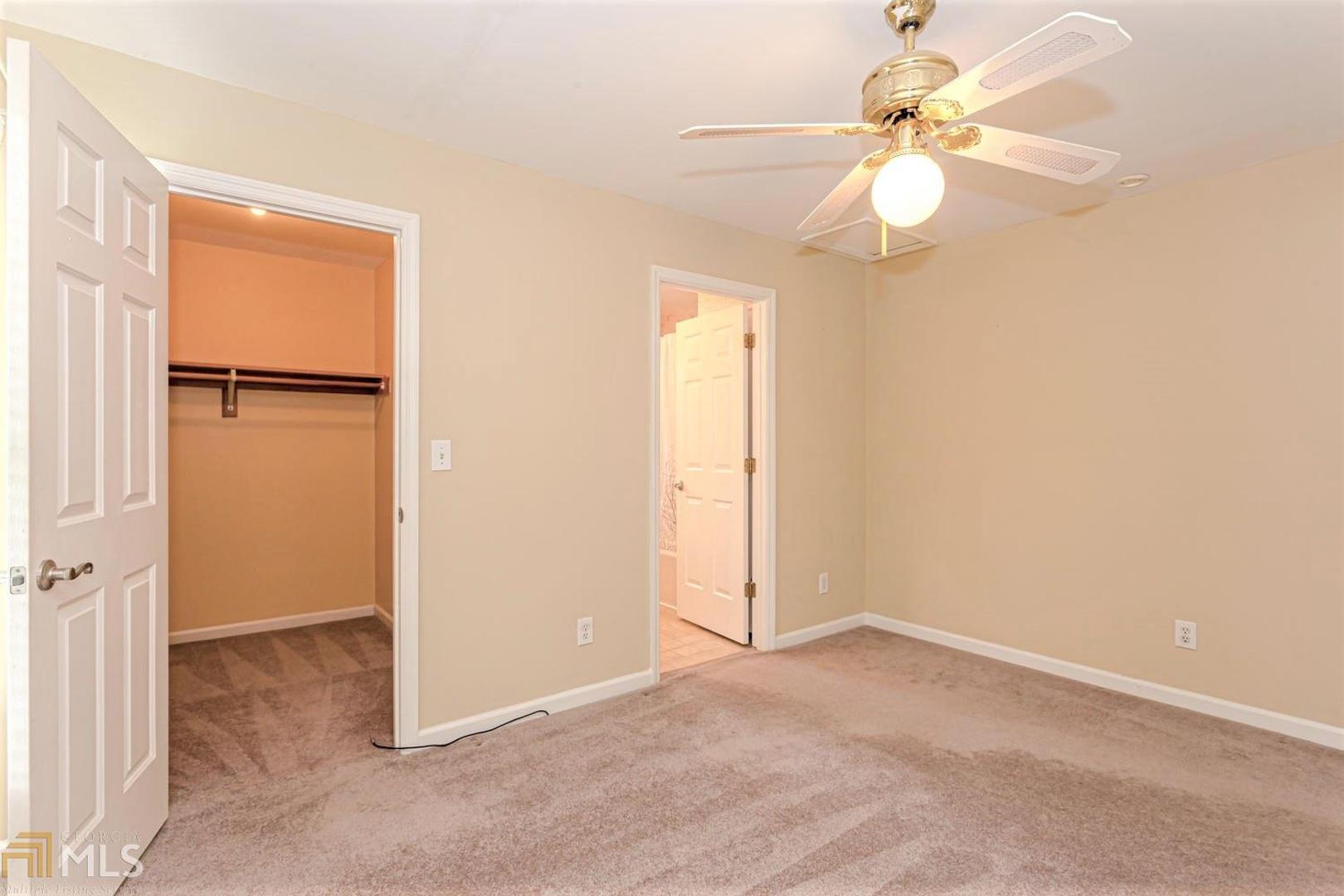 Williams Towne - Residential