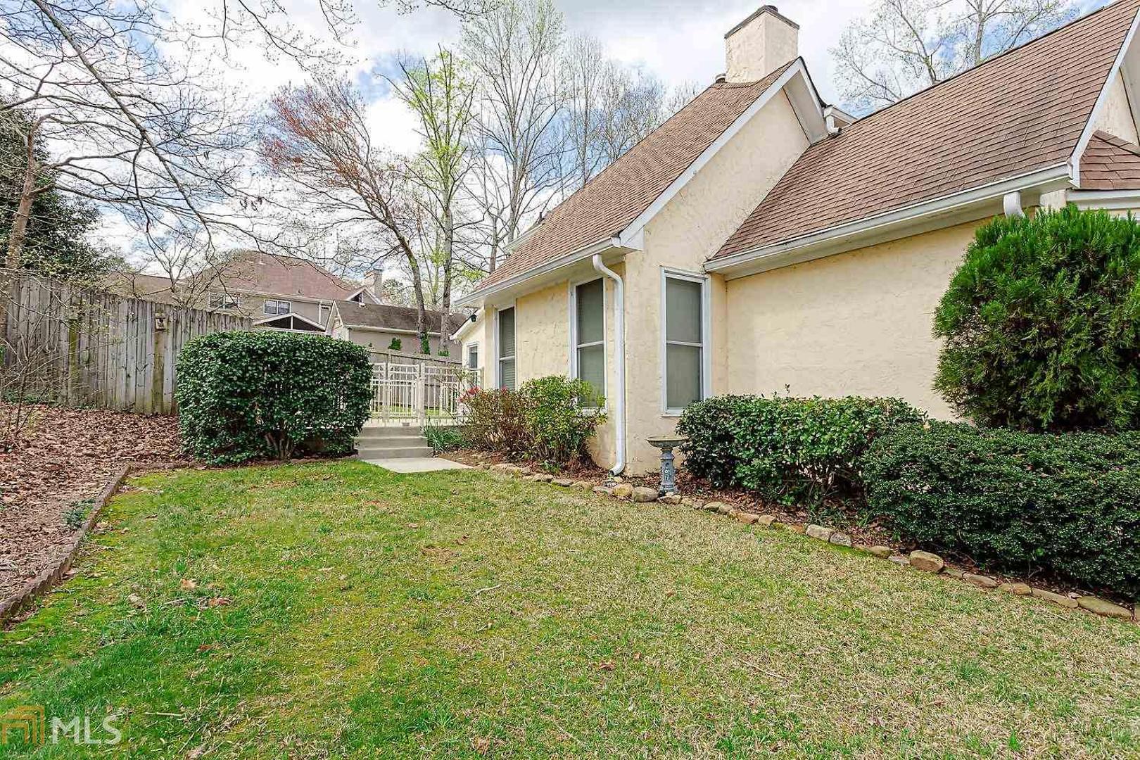 Williams Towne - Residential