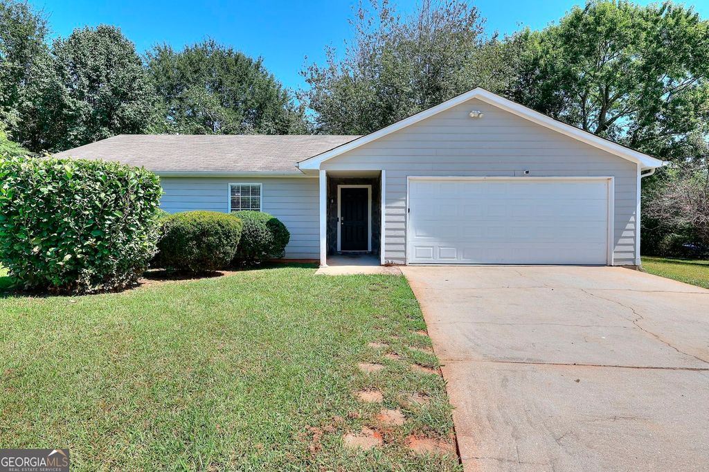 Photo of 865 Oakhill Court, Stone Mountain, GA 30088 (MLS # 10673766)