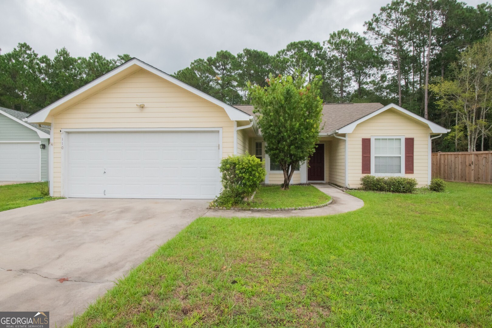 110 Lake Wisteria CT