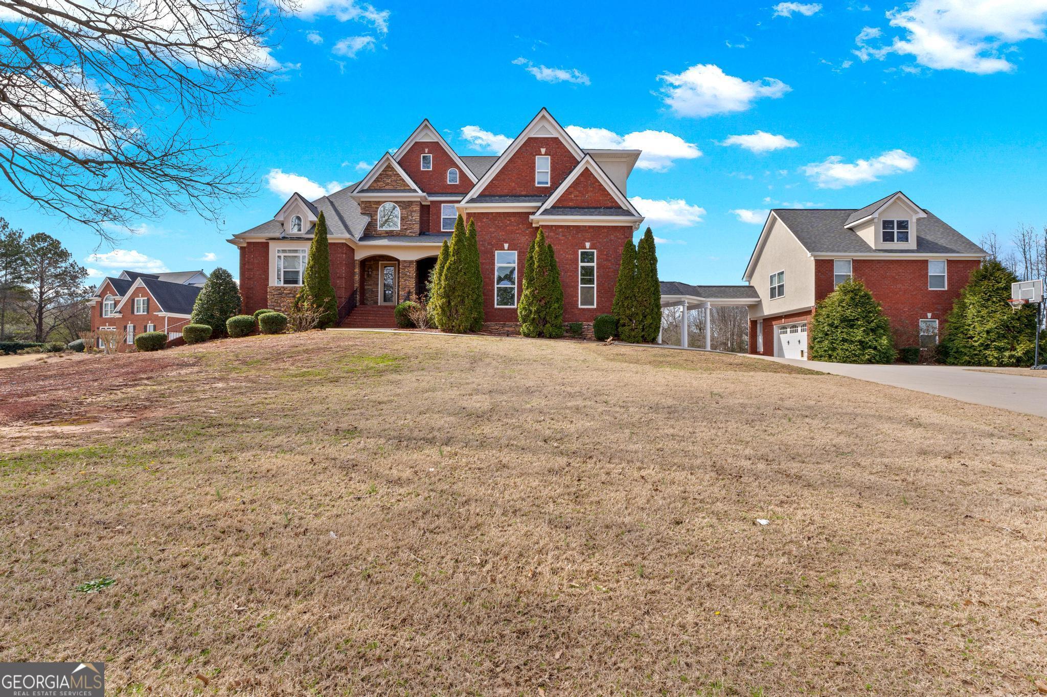 560 Birkdale DR