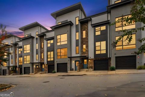 Photo of 53 Moda Lane, Atlanta, GA 30316 (MLS # 10676989)