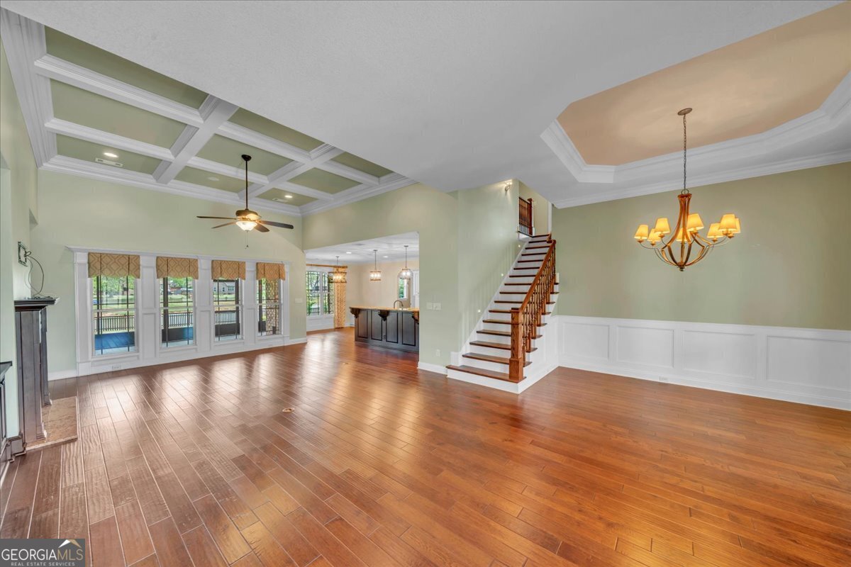 304 Stacy LN