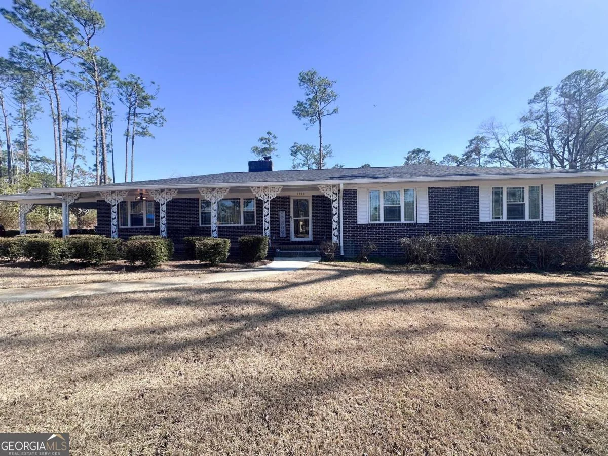 1002 Darby Circle