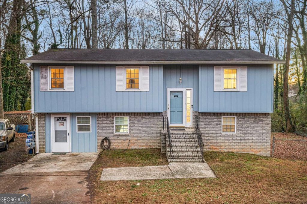 Photo of 394 Burr Oak Court, Lawrenceville, GA 30046 (MLS # 10655459)