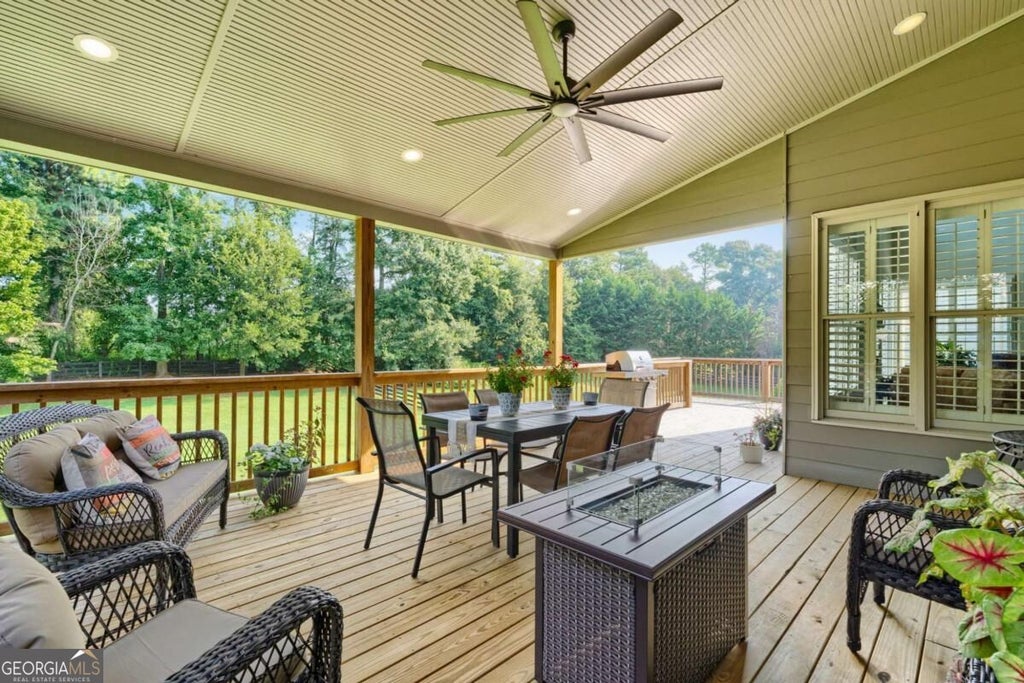 Photo of 5680 Cascade Trl, Cumming, GA 30040 (MLS # 10873058)