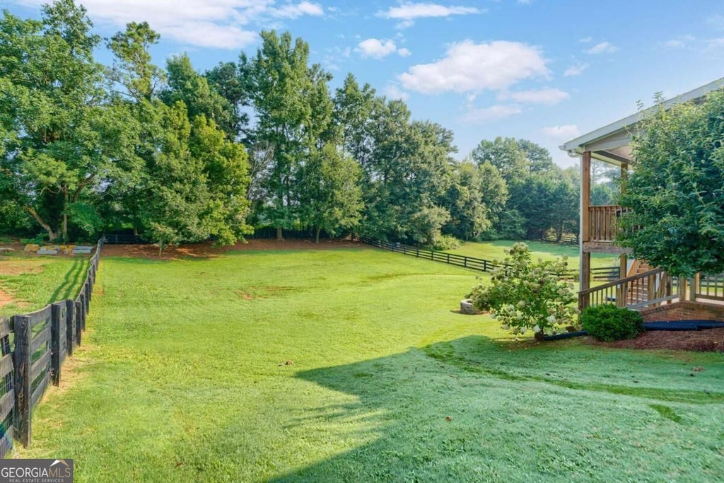 Photo of 5680 Cascade Trl, Cumming, GA 30040 (MLS # 10873058)