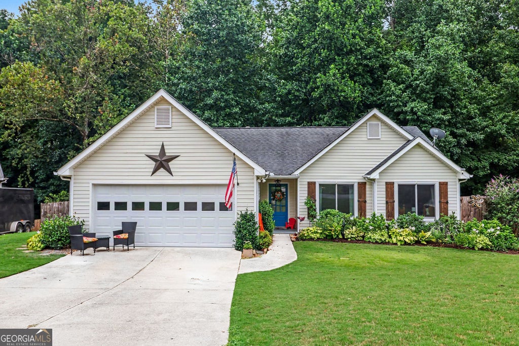 Photo of 4611 Gold Mine Drive, Sugar Hill, GA 30518 (MLS # 10819525)