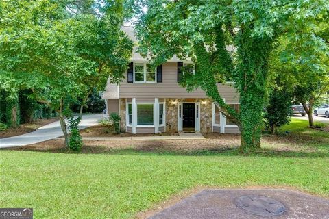 Photo of 1200 Mitsy Forest Drive NE, Marietta, GA 30068 (MLS # 10625802)