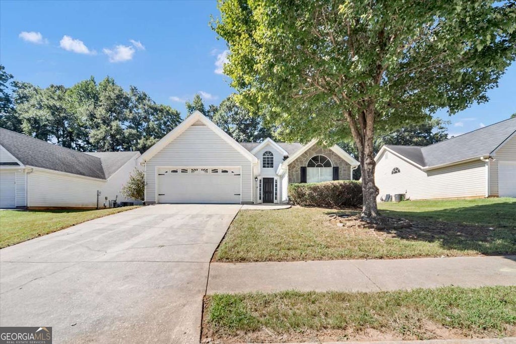 Photo of 208 Coldsprings Court, Mcdonough, GA 30253 (MLS # 10846675)