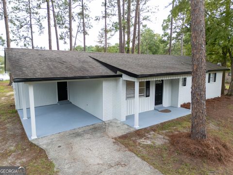 A home in Baxley