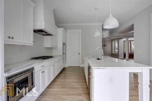 Oliver Row - Residential
