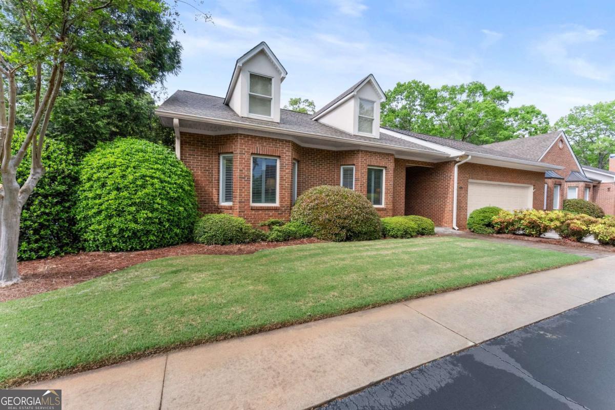 3109 Dunlap DR D
