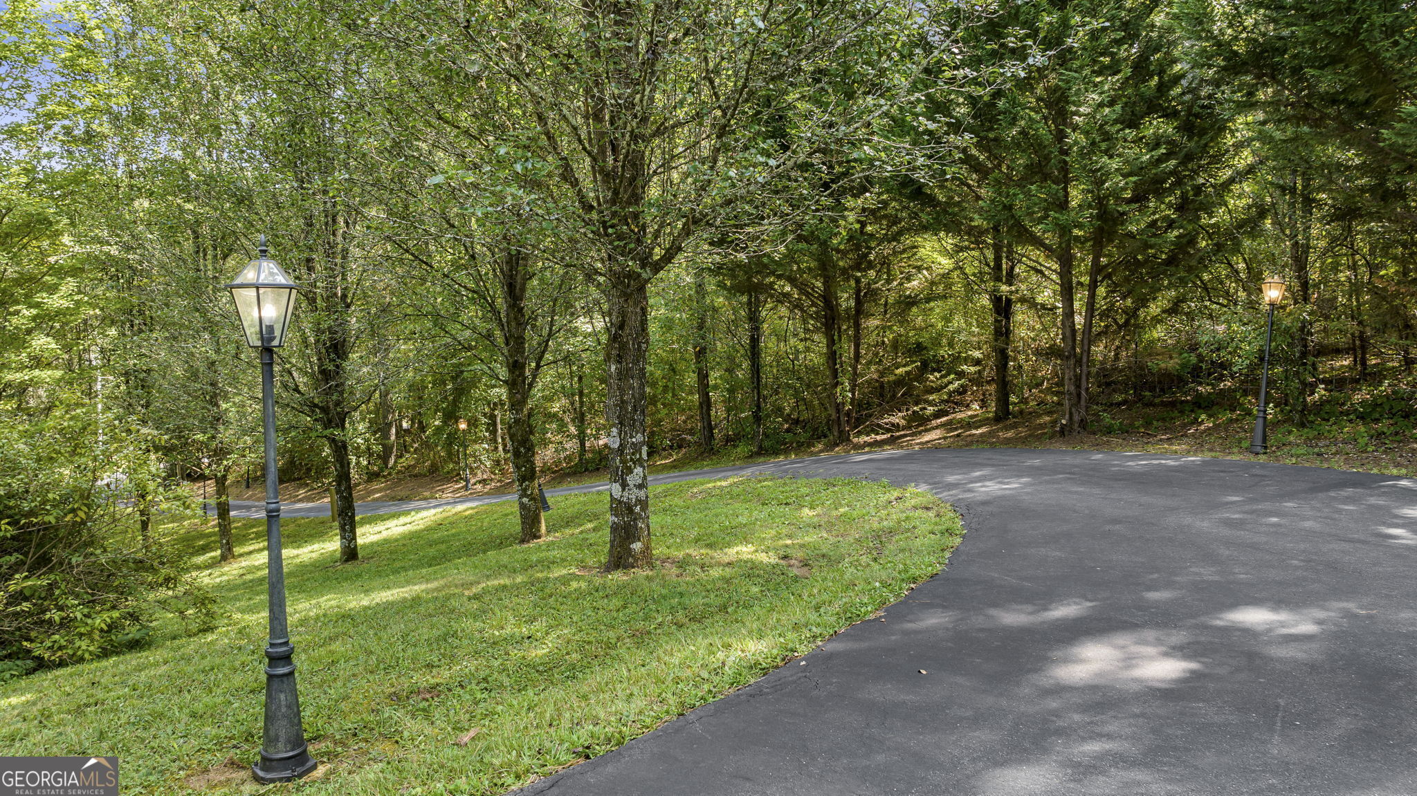 271 Postelle RD