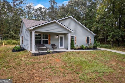 Photo of 201 Quail View Ridge, Cleveland, GA 30528 (MLS # 10616813)