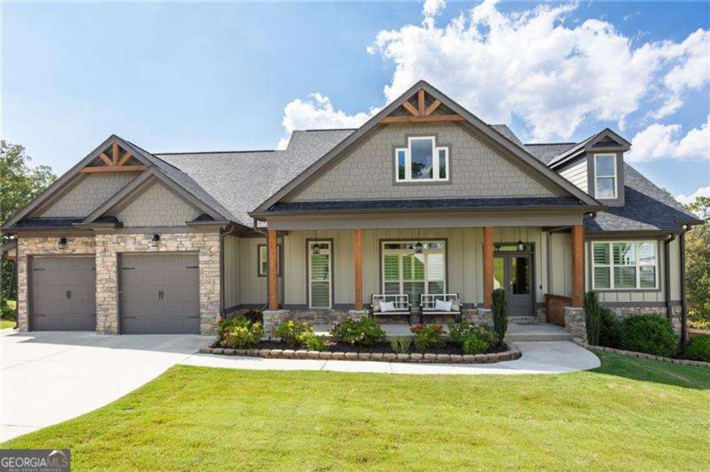 Photo of 61 Roberson Drive, Cartersville, GA 30121 (MLS # 10722504)