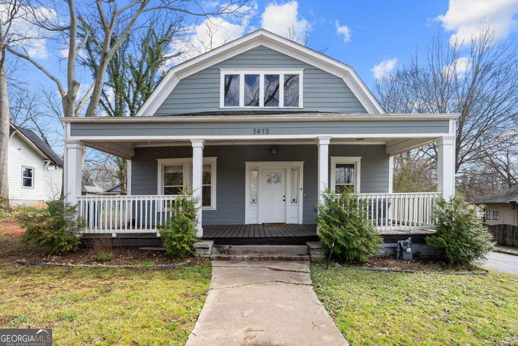 Photo of 1412 Allene Avenue SW, Atlanta, GA 30310 (MLS # 10769110)