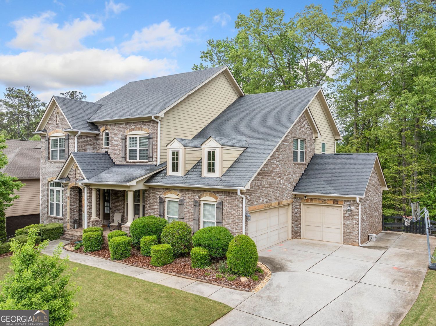 626 Oakbourne WAY