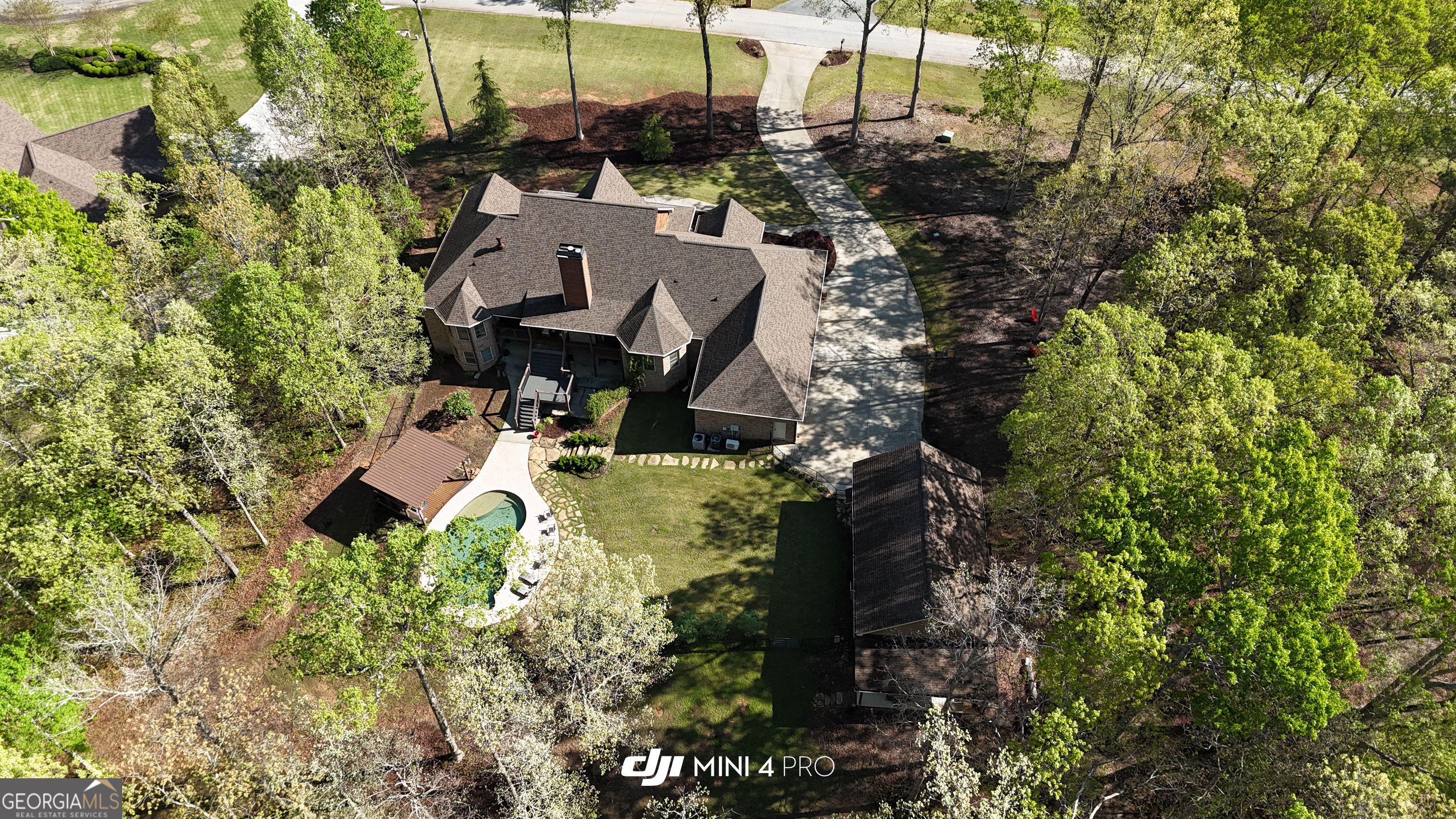 1531 Overlook Pass RD