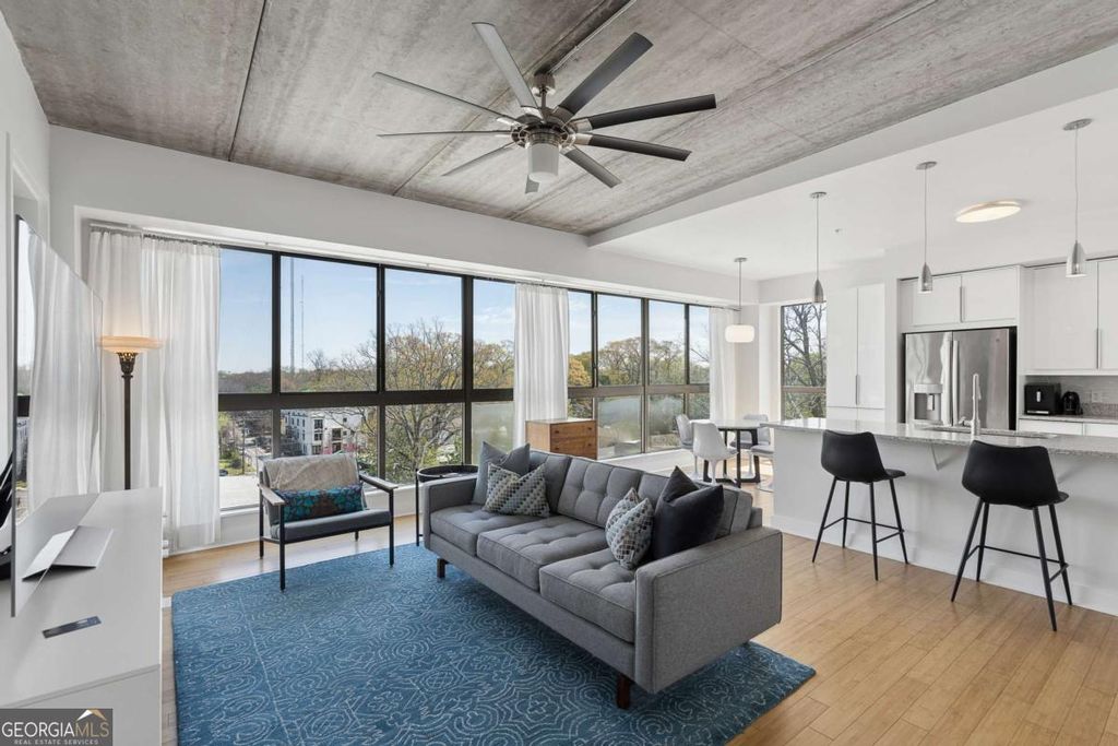 Photo of 563 Memorial Drive SE #501, Atlanta, GA 30312 (MLS # 10719916)