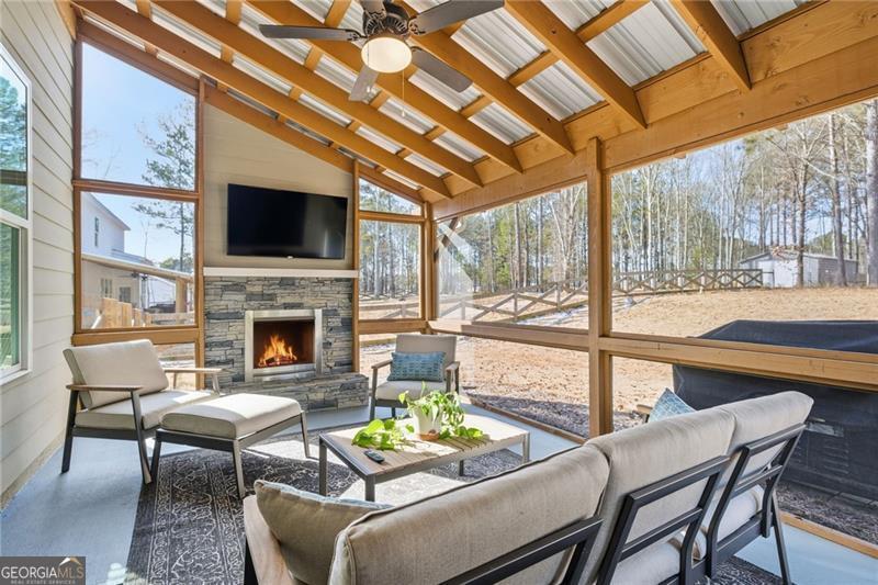 123 Georgia  Highway 211 SE