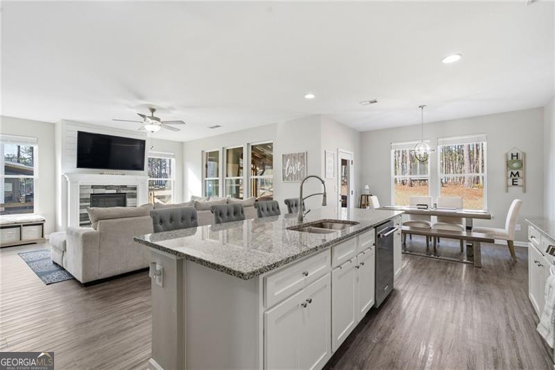 123 Georgia  Highway 211 SE