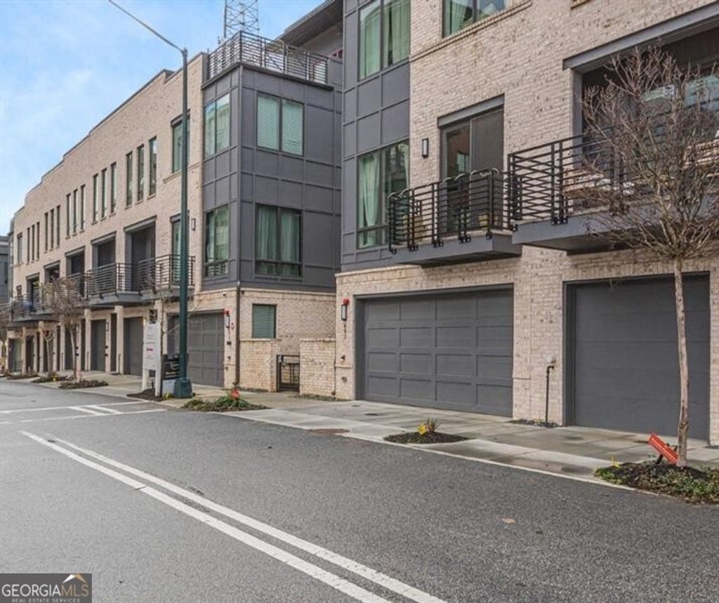 Photo of 699 Vidalia Lane NW, Atlanta, GA 30318 (MLS # 10719871)