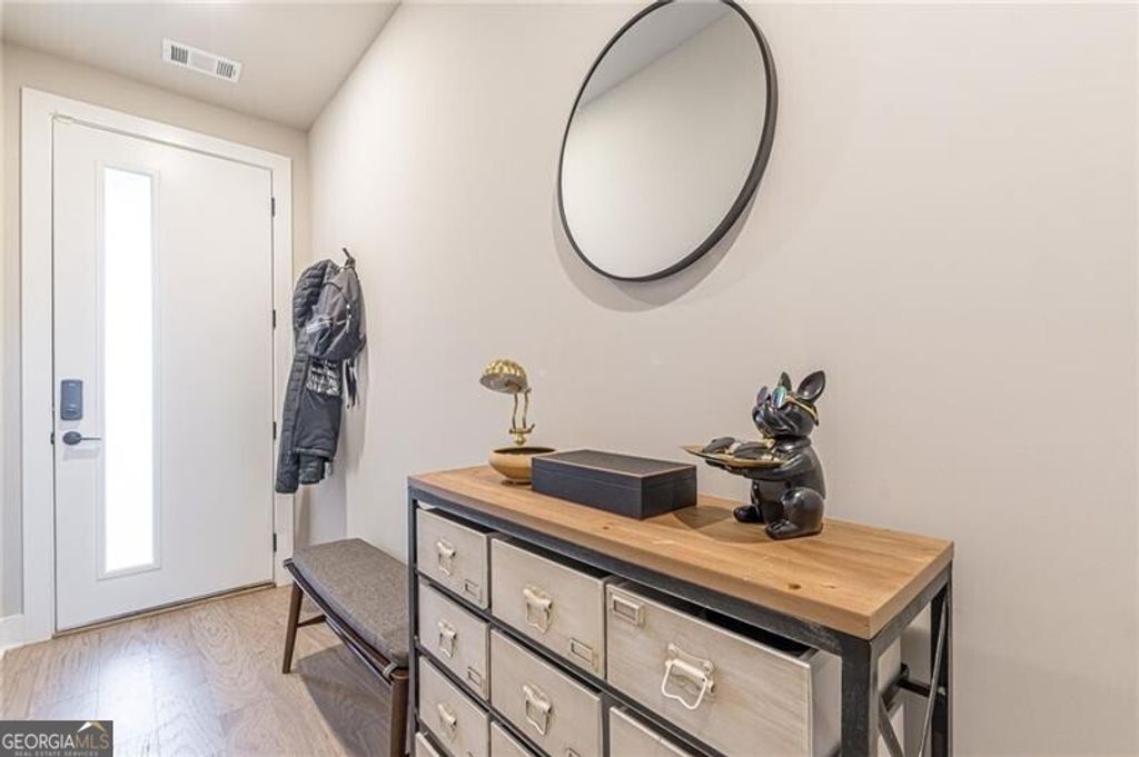 Photo of 699 Vidalia Lane NW, Atlanta, GA 30318 (MLS # 10719871)