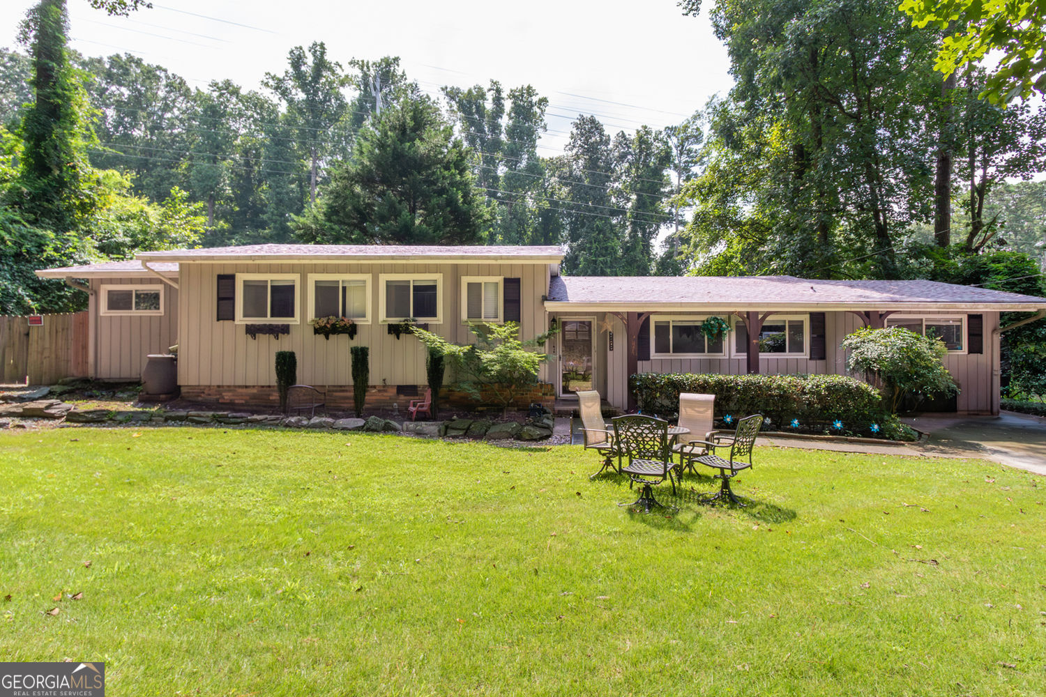 Atlanta, Georgia 30345, United States, 4 Bedrooms Bedrooms, ,2 BathroomsBathrooms,Residential,Active,195660