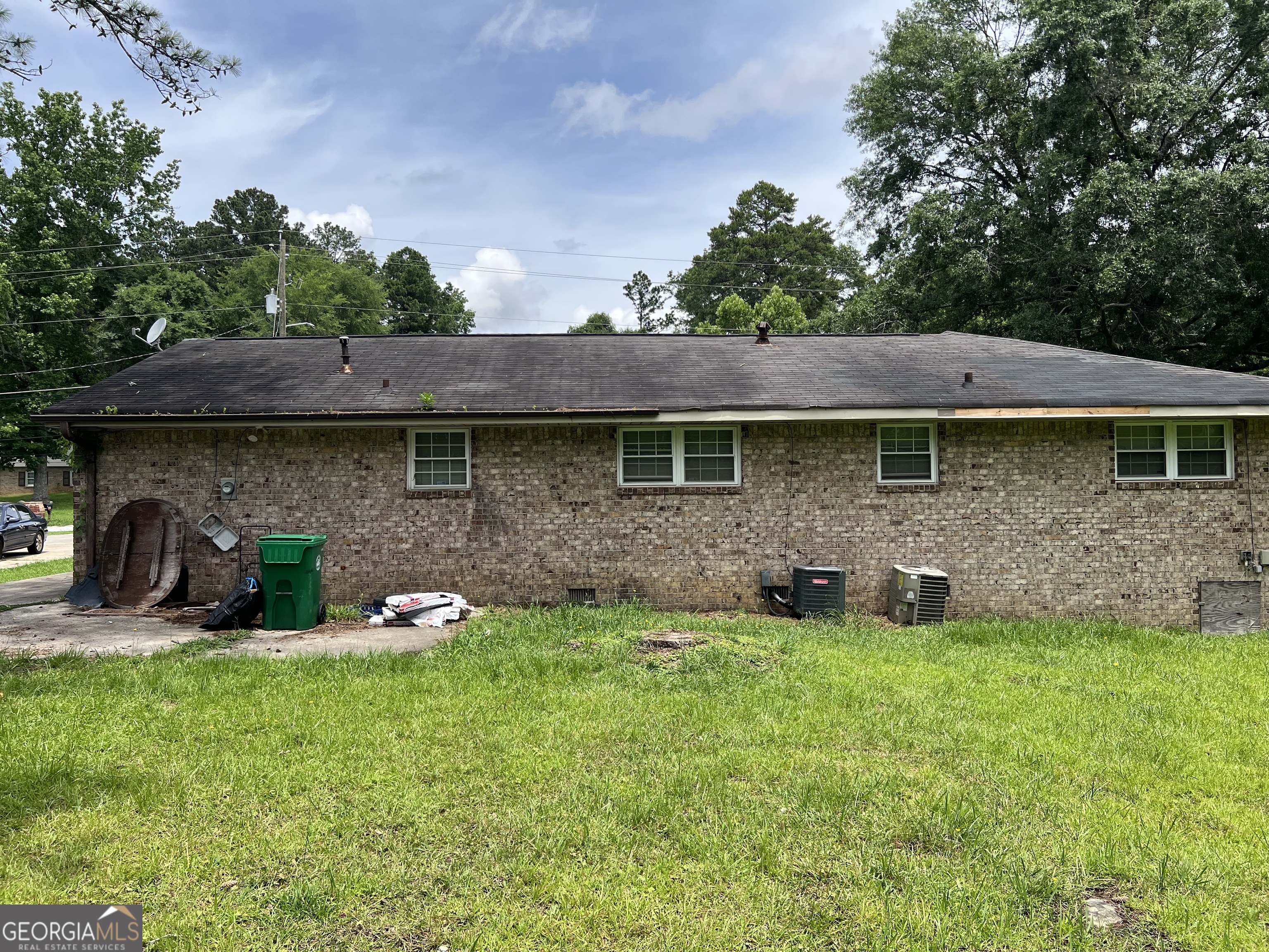 3929 Rockey Valley DR
