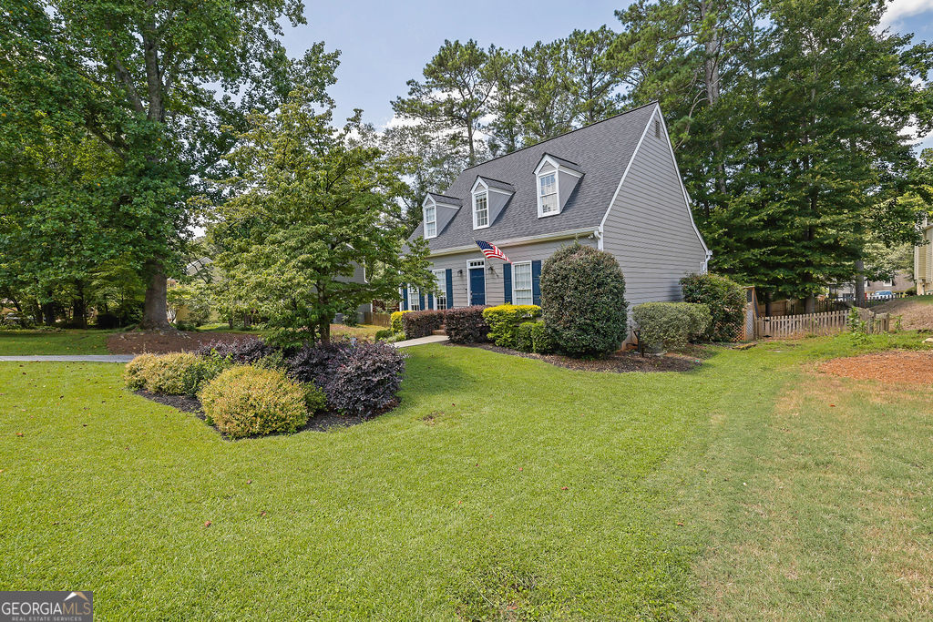 1131 Mitsy Forest DR NE